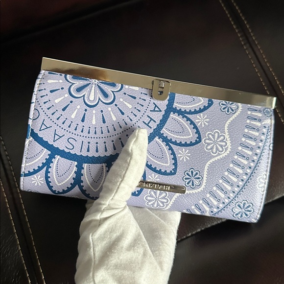 NEW Isaac Mizrahi Floral Blue and Gold Wallet Clutch - Picture 9 of 10